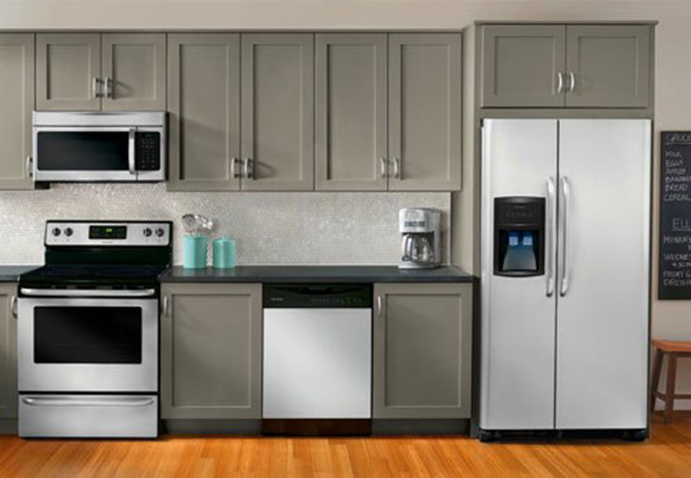 Vị trí đặt lò vi sóng năm trên lò nướng