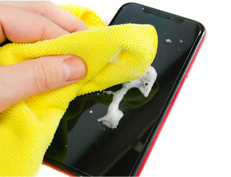 ve sinh dien thoai covid 19