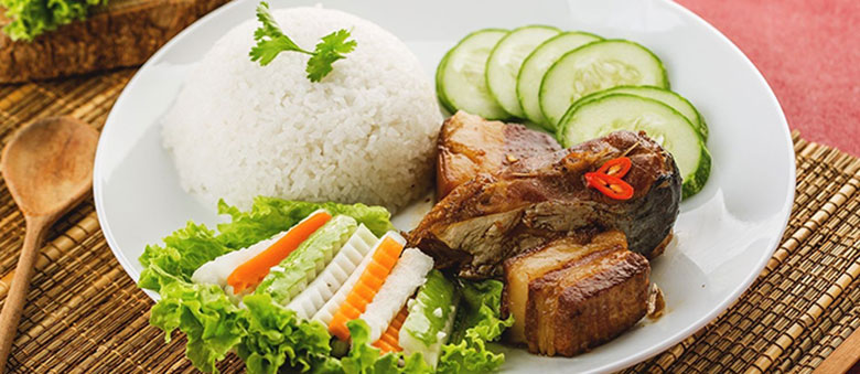 Thưởng thức nấu cơm tấm bằng nồi cơm điện