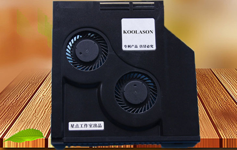 Cách vệ sinh laptop: Vệ sinh các khe tản nhiệt và quạt thông gió