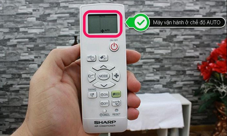 Cách sử dụng điều khiển điều hòa Sharp: Chế độ tự động