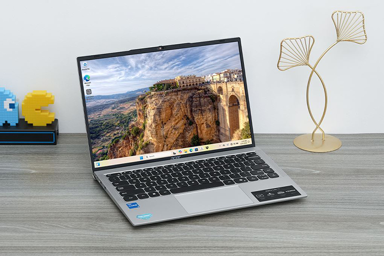 Laptop Acer Aspire Lite AL14-52M-54CJ core i5