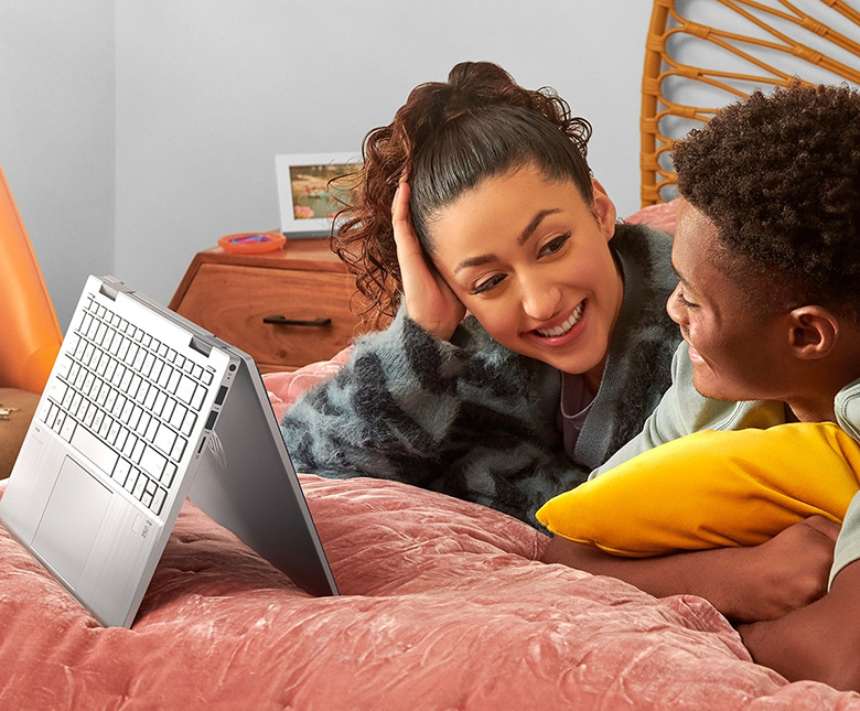 Thiết kế Laptop HP Pavilion X360 14-ek1046TU 80R24PA mỏng nhẹ