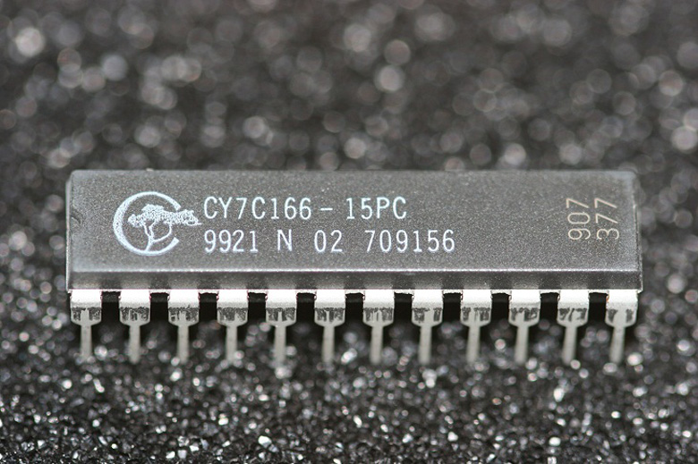 Các loại ram máy tính của RAM tĩnh khi nói đến ưu nhược điểm