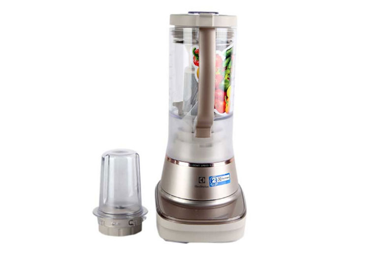 Máy xay sinh tố Electrolux E7TB1-84SM có những tính năng nổi bật