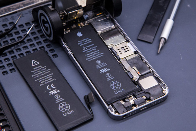 Vì sao cần kiểm tra pin iPhone chính hãng