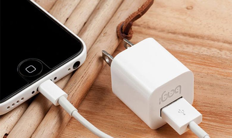 Sạc pin điện thoại đúng cách: Sai lầm sử dụng sạc chung, rẻ tiền