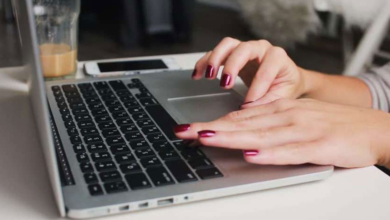 Khắc phục bàn phím laptop bị loạn lỗi nhảy chữ