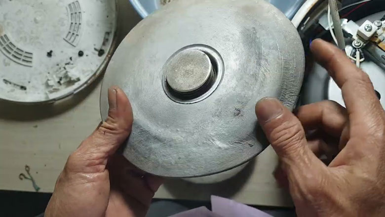 Nồi cơm điện tử Toshiba nấu cơm bị sống so mâm nhiệt hoạt động yếu