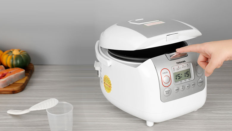Khắc phục nồi cơm điện tử Toshiba nấu cơm bị sống - Hạn chế mở nắp