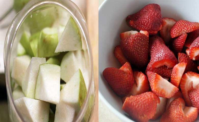 Sơ chế nguyên liệu để làm sinh tố ối dâu tây bằng máy xáy sinh tố