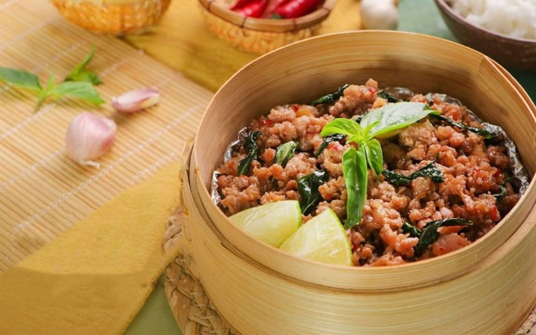 Thịt xay xào lá quế món ăn rất đơn giản nhưng lại được nhiều người ưa thích