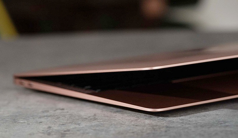 Các dòng Macbook: Laptop Apple Macbook Air Retina MREE2LL/A VN/A