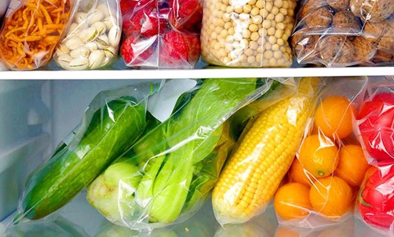 Tại sao không bảo quản rau củ trong ngăn đá - Đựng túi zip