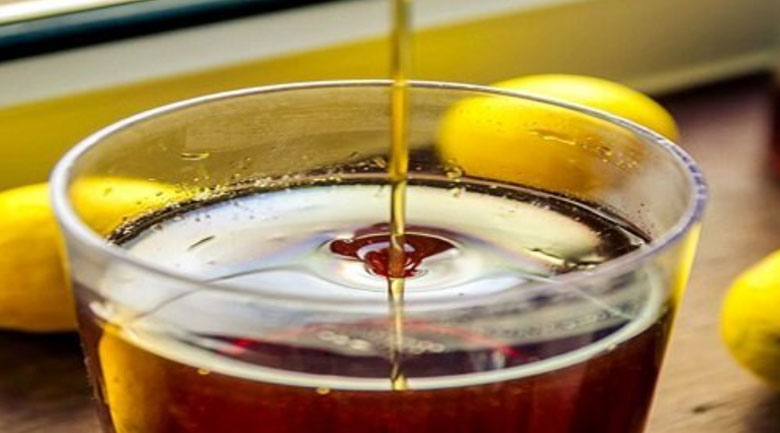 Cách làm kem xoài không cần whipping cream: nấu nước đường