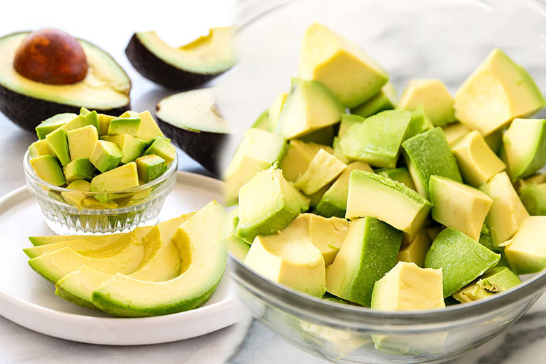 Sinh tố bơ dừa bạn sơ chế nguyên liệu trước