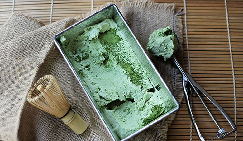 Cách làm kem trà xanh không dùng trứng: Làm đông kem