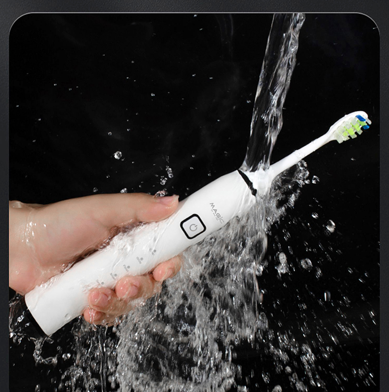 Bàn chải điện Magic B-25 trắng chống nước