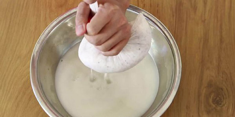 Cách làm sinh tố đậu xanh không vỏ làm nước cốt dừa