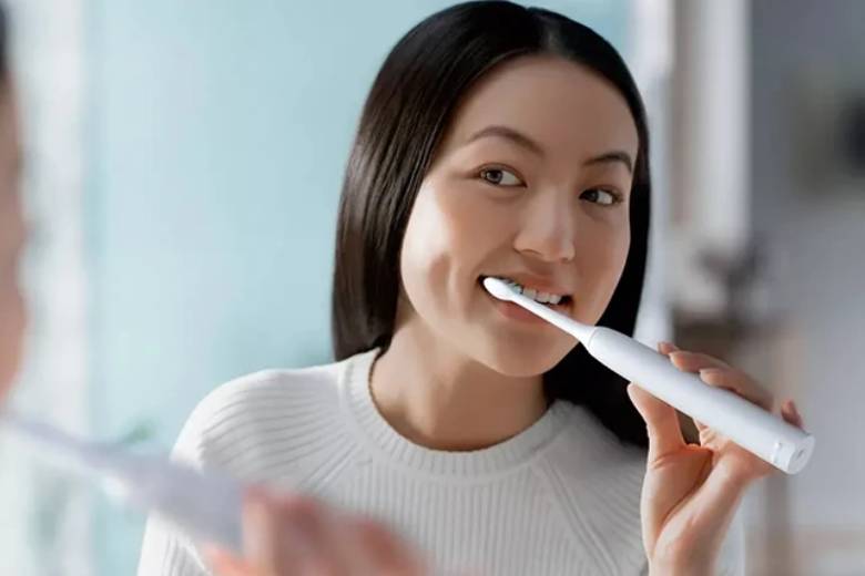 Bàn chải điện Philips Sonicare HX3641/41 - Tay cầm công thái học, ôm vừa tay