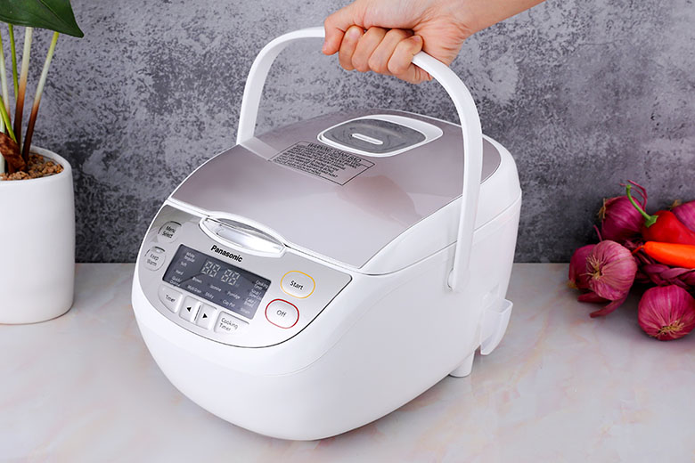 Quai xách-Nồi cơm điện tử Panasonic 1.0L SR-CP108NRA