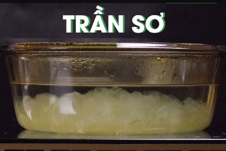 Cách làm sữa chua nha đam: trần nha đam