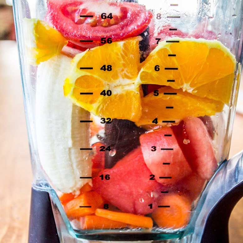 Cách làm sinh tố cà chua giảm cân mix tổng hợp khi xay