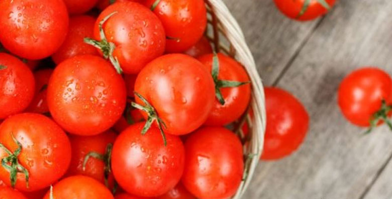 Cách làm nước ép chuối cà chua: nguyên liệu