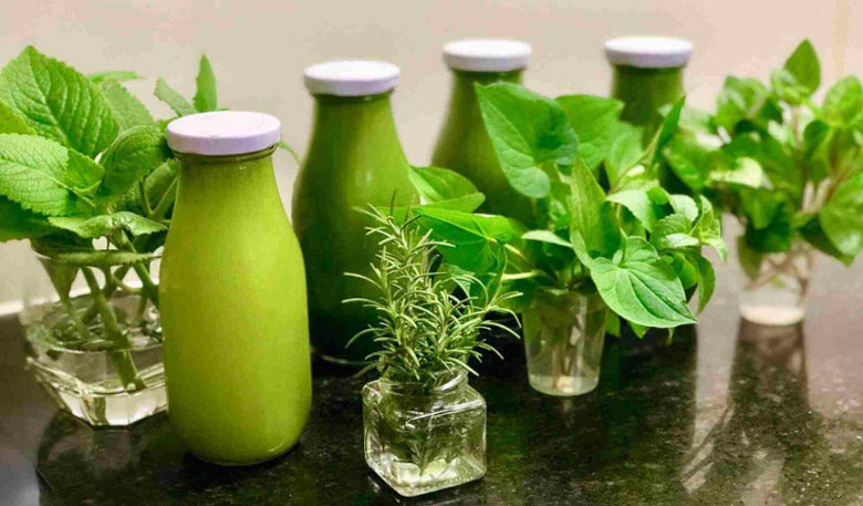 Cách làm nước ép diếp cá nguyên chất: thành phẩm