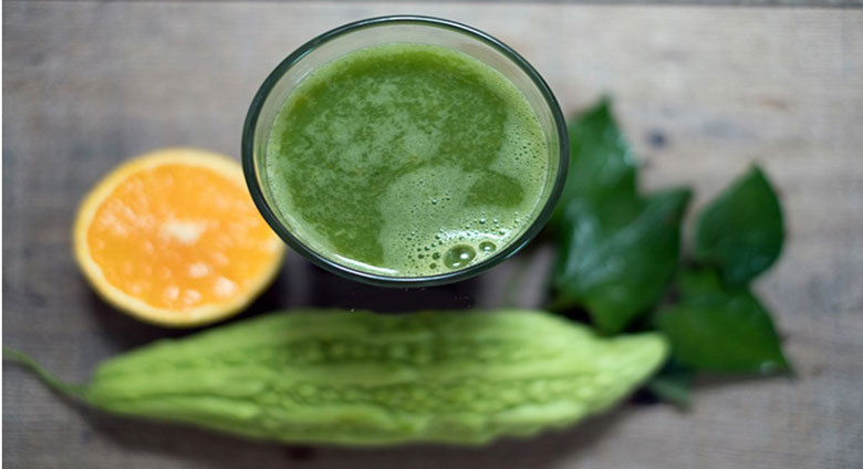 Cách làm nước ép diếp cá mướp đắng thành phẩm