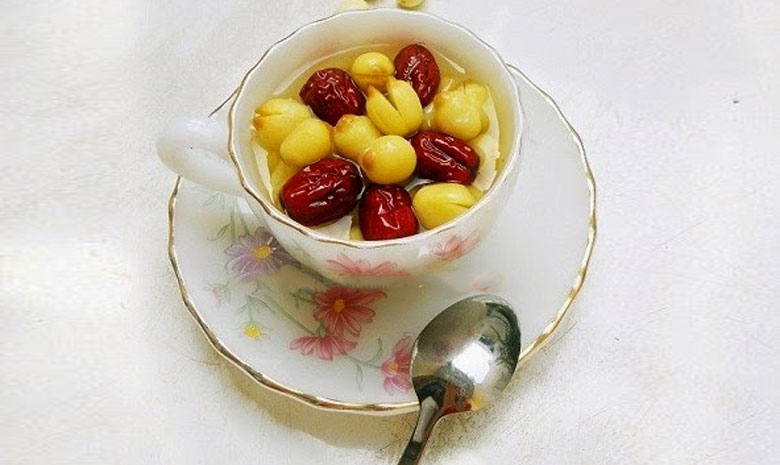 Cách nấu chè hạt sen táo đỏ: Lưu ý