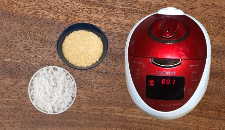 Lỗi E01 nồi cơm Cuckoo do cảm biến nắp nồi gặp sự cố