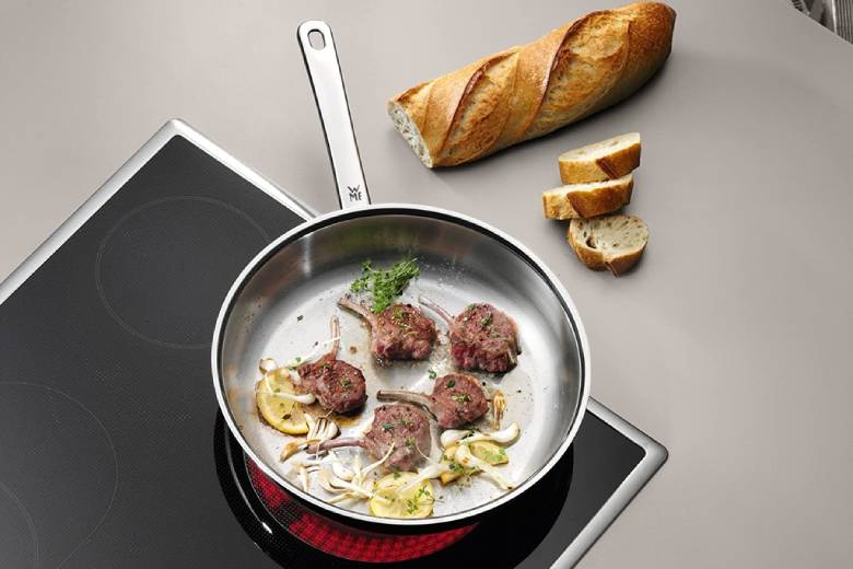 Chảo inox WMF Profi Pfannen Favorit 20cm - Chất liệu Cromargan 18/10