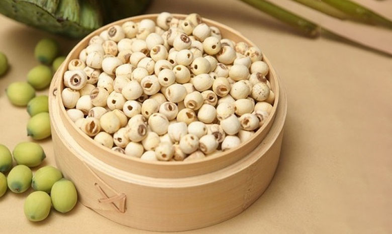 Cách nấu chè cốm hạt sen: Cách chọn sen khô