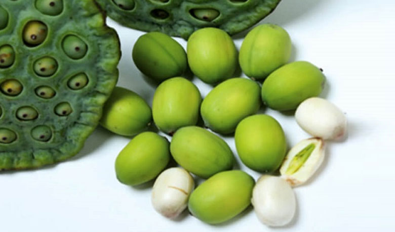 Cách nấu chè vải hạt sen: Cách chọn hạt sen tươi