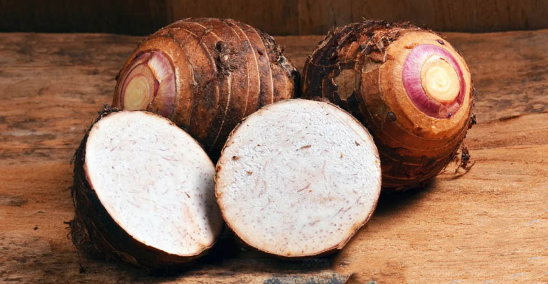 Cách nấu chè khoai môn lá dứa: Cách chọn khoai môn ngon