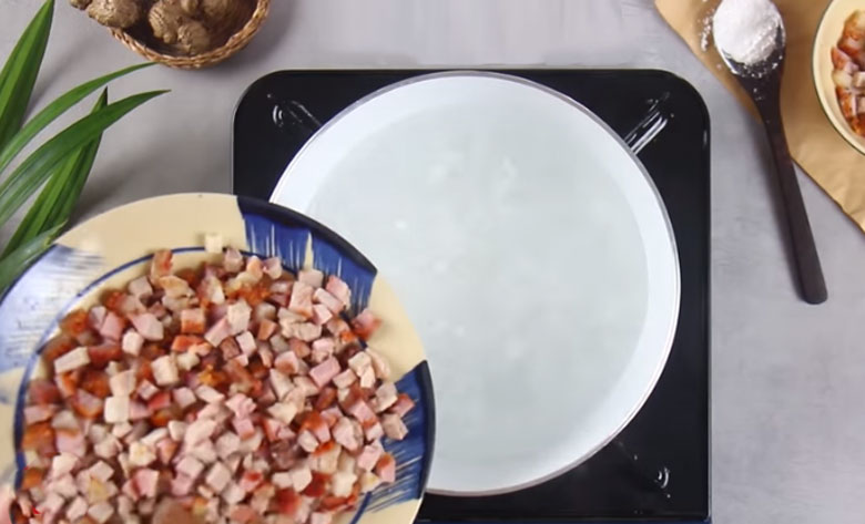 Cách làm chè bột lọc heo quay: Bước 1