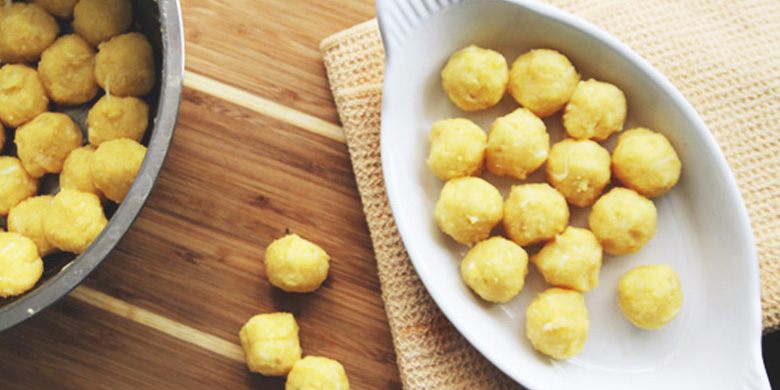 Cách nấu chè ngũ sắc trôi nước: Làm nhân