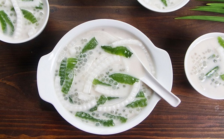 Cách làm chè dừa non lá nếp: thành phẩm