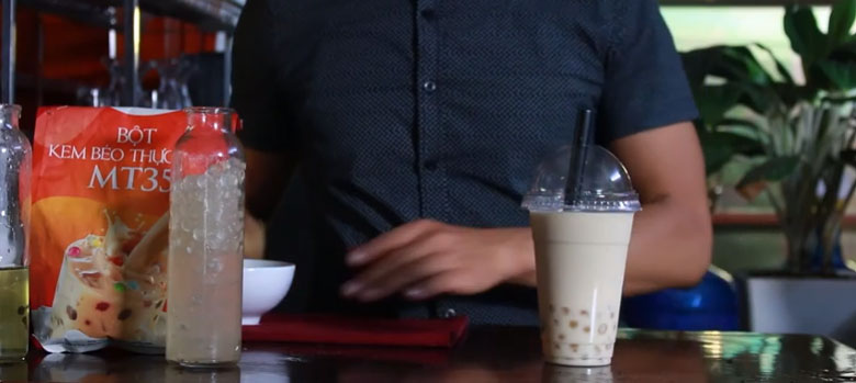 Cùng thưởng thức trà sữa hoa nhài thơm ngon béo