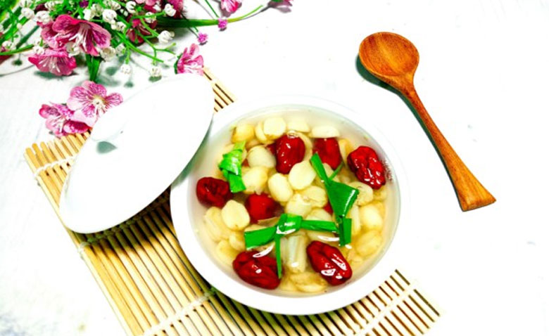 Cách nấu chè táo đỏ hạt sen: thành phẩm