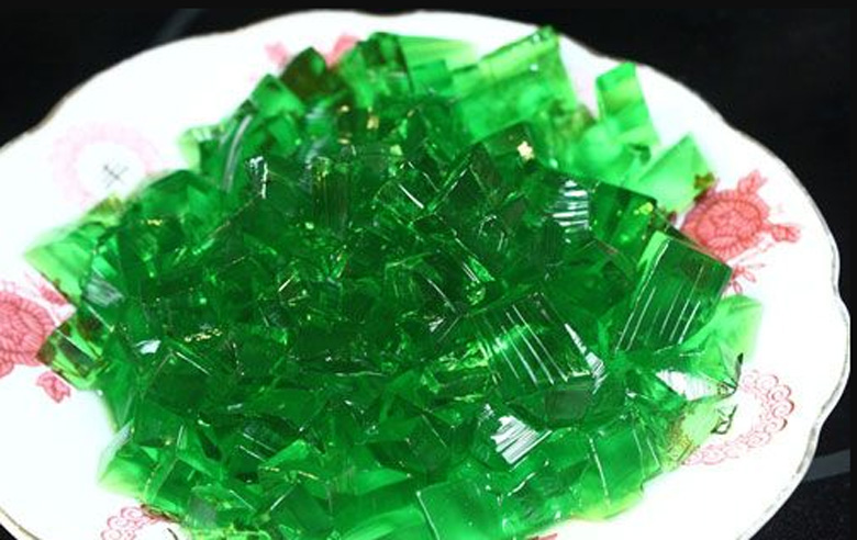 Cách làm chè sầu riêng: Làm thạch rau câu