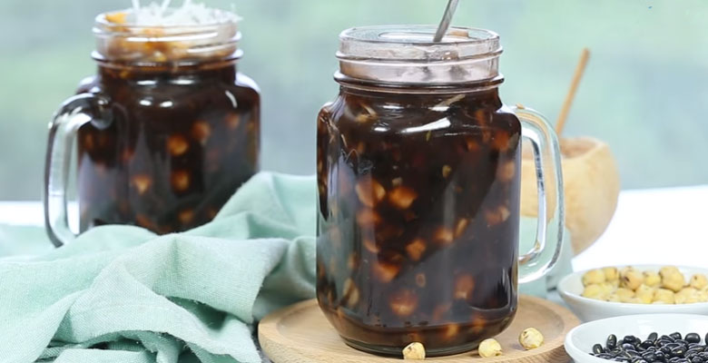 Cách nấu chè đậu đen hạt sen: thành phẩm