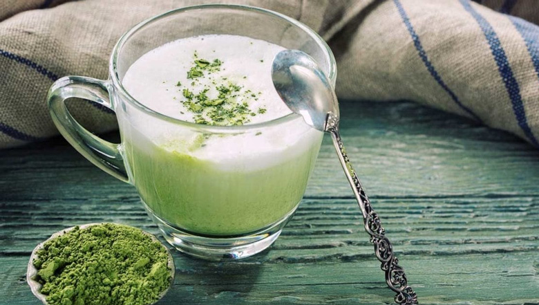 Cách pha matcha latte nóng: thành phẩm