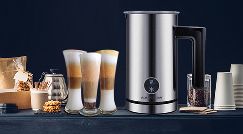Cách đánh kem machiato bằng máy tạo bọt sữa