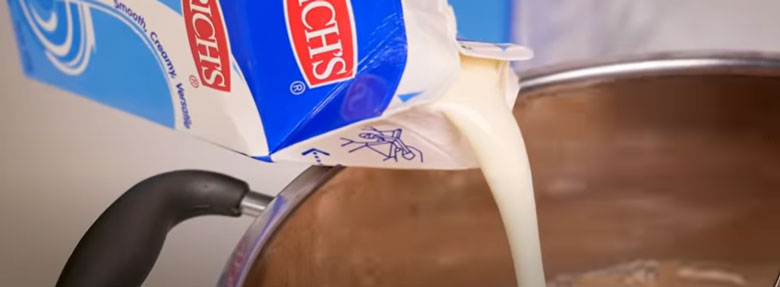 Cách pha trà sữa với whipping cream tỷ lệ pha trà sữa với đường cuối cùng cho thêm sữa whipping cream