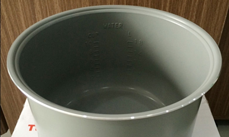 Lòng nồi-Nồi cơm điện Toshiba 1.8 lít RC-18JFM2(H)VN