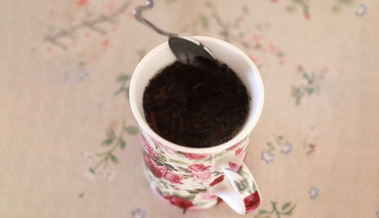 Cách pha hồng trà bá tước kết hợp chocolate: thành phẩm