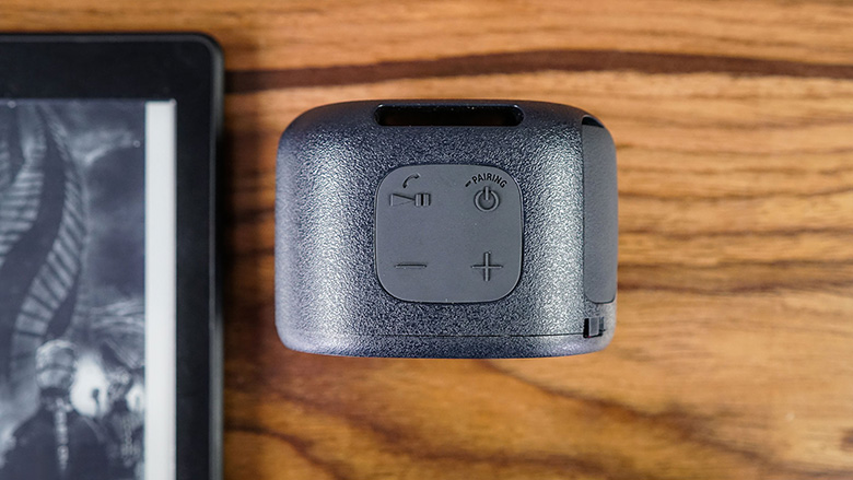 Loa Sony Bluetooth SRS-XB01/BC E đen phím điều khiển đơn giản