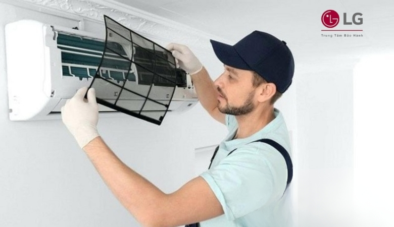 Khắc phục lỗi F5 điều hòa LG bằng cách vệ sinh và bảo dưỡng thiết bị